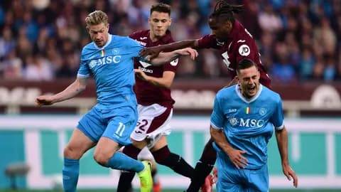 ผลบอลสด นาโปลี บุกพ่าย โตริโน่ หล่นรองฝูง กัลโช่ เซเรีย อา อิตาลี