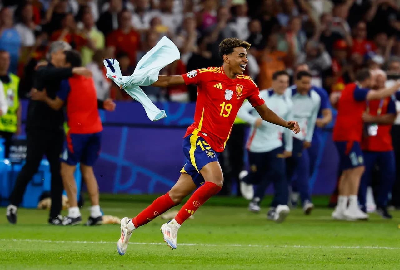 ประมวลภาพ "สเปน" เชือด "อังกฤษ" คว้าแชมป์ยูโร 2024 สุดยิ่งใหญ่